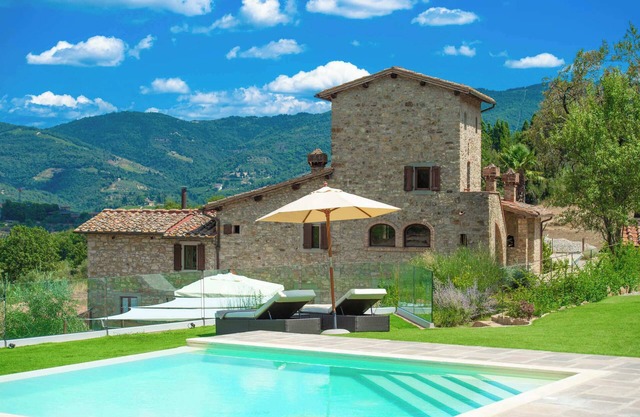 Tuscany farmhouse Sum