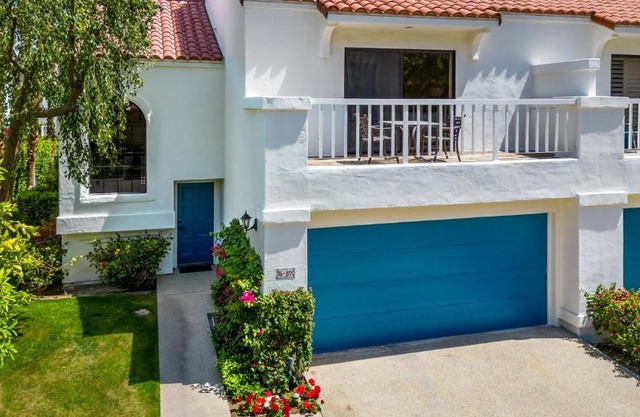 TV202 Modern 2 Bedroom Tennis Villa at LQ Resort