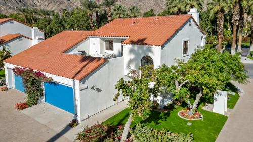 TV205 Trendy 2 bedroom Tennis Villa near LQ Resort