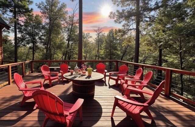 Twain Harte Group Cabin: Sleeps 21+, Walk to Town, Lake Access, Pet-Friendly