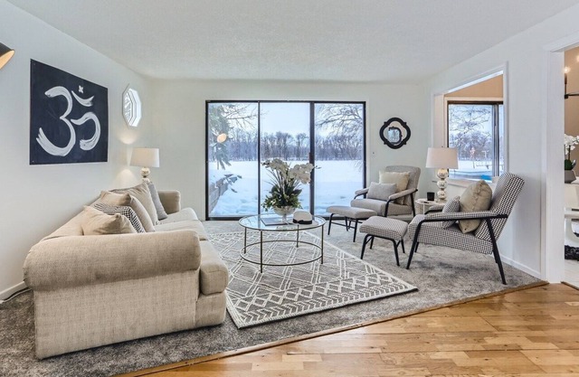 Twin Lake House