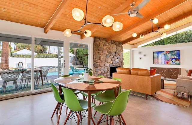 Twin Palms Mid-Century w Private Pool/Spa & Views