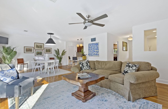 Twin Palms - water views! close to downtown Ocean Springs! With game room & dock