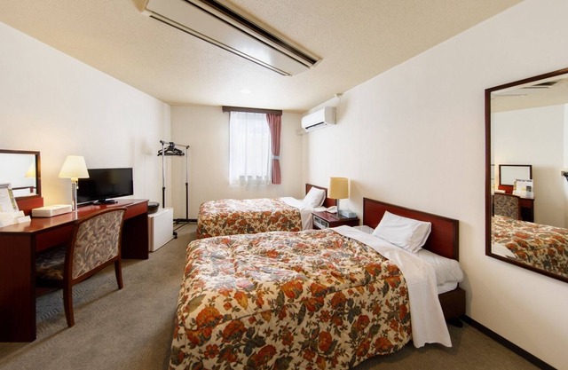 Twin room / Kudamatsu Yamaguchi