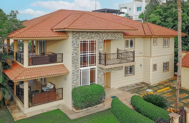 Twin Villas Perfect for Group Trips