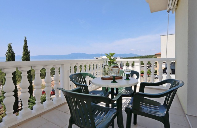 Two bedroom apartment with terrace and sea view Kostrena, Rijeka (A-23422-d)