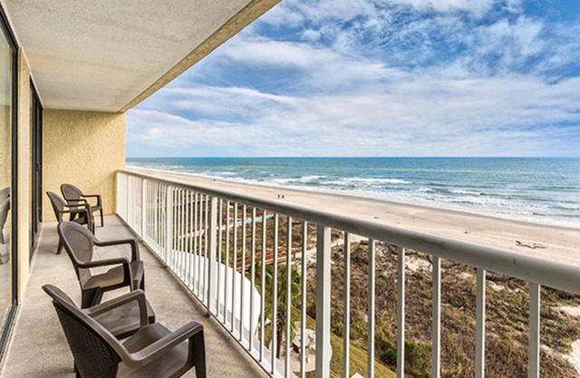 Two Bedroom Ocean View Condo, Myrtle Beach 2562526