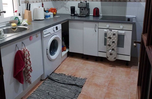 Two bedroom apartment near the border with Gibraltar