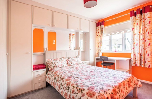 Two private rooms in a house in Kilnamanagh