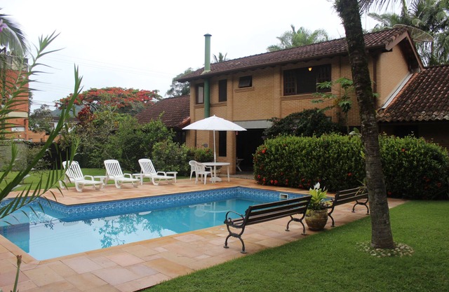 Ubatuba house, 4 bedrooms (2 suites), air conditioning and swimming pool, Lazaro, Jd. Green Stone