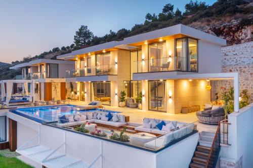 Ultra luxurious magnificent sea view villa in Kalkan Kalamar bay 2