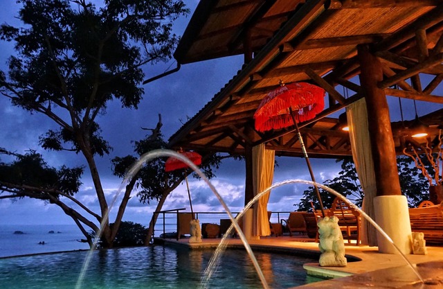 Ultra Luxury Villa with Gorgeous Views & Private Pool, Theater and Game-room