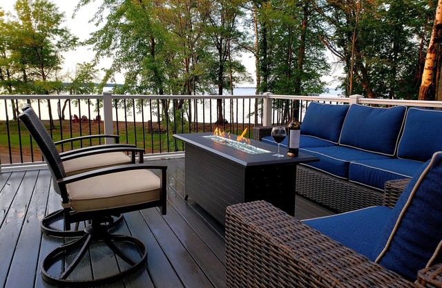 Ultra Private Lake Home on Sandy Beach!