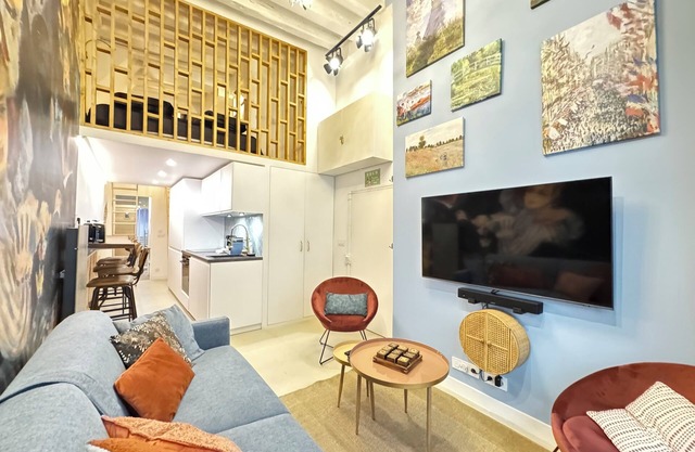 Unique apartment in Le Marais with AC & Sauna: "THE IMPRESSIONNISTS"