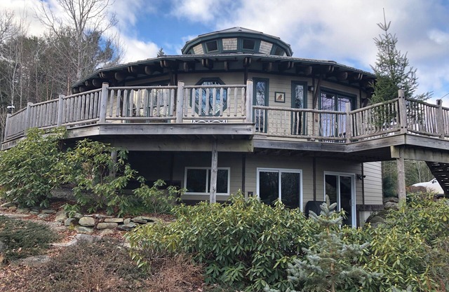 Unique home near Acadia with beautifully landscaped gardens!