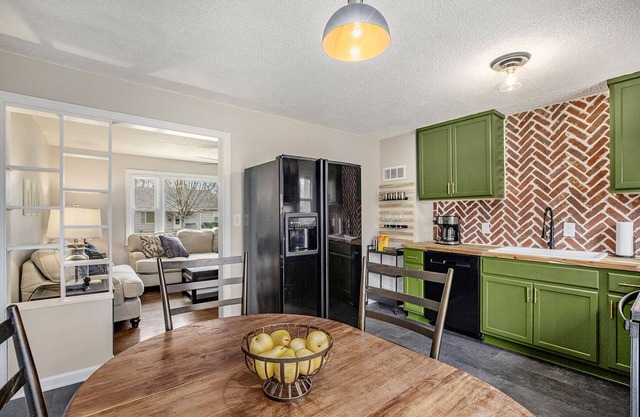 Unique Renovated 2 bedroom home