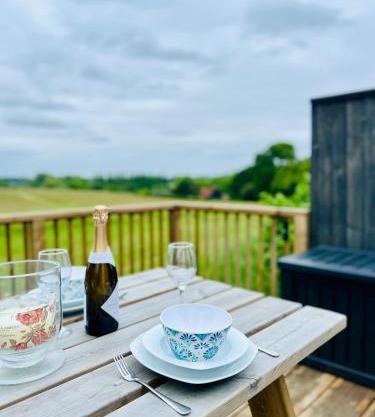 Unique Suffolk Cabin with Countryside Views