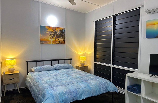 Unit 2 Golden Sands Retreat, Self-Contained Unit in Wagait Beach