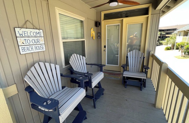 UNIT 85: FAMILY SIZED UNIT CLOSE TO BEACH, SMALL RESTAURANTS, BARS, GOLF COURSES