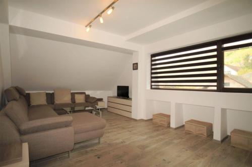 untold, central park residence ap 9