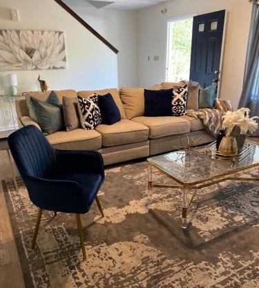 Unwind in Tranquil Style - Spacious 3-Bed Haven