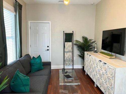 Updated Condo in Heart of Tampa 1578