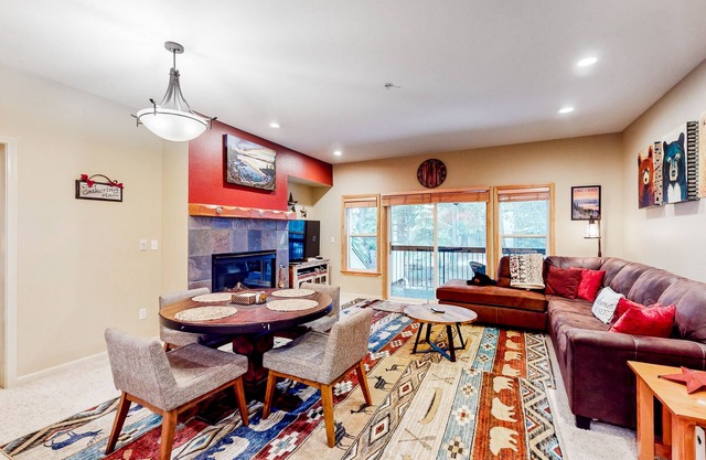Updated condo near ski resort with heated pool, hot tub, fireplace, balcony, W/D