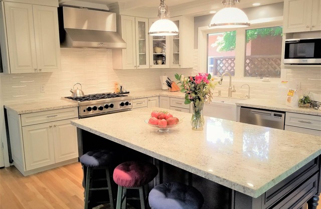 Updated Home With Hot Tub In The Heart Of St. HelenanPermit #PL 24-013.