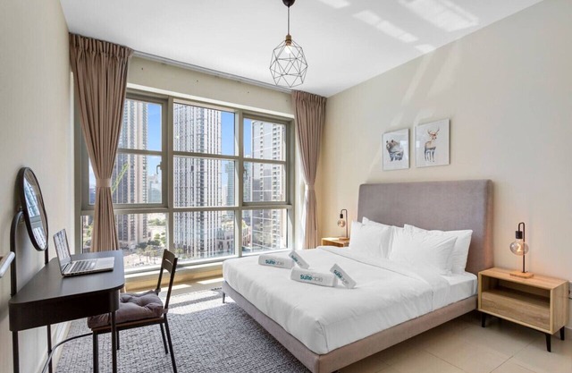 Upscale 1 bedroom in the heart of Downtown