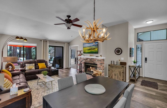 Upscale mountain boutique home! - 26 Alder Court