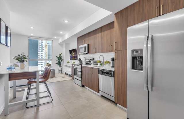 Urban 1 Bed Oasis Near Brickell W/Free Parking