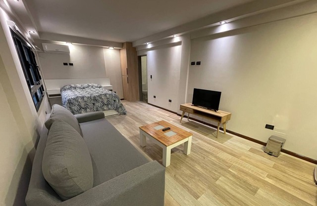 Urban Charm Elegant Studio in the Heart of Villa Urquiza for 4 People