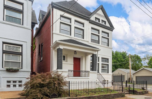 Urban Charm Near the CWE/ABODEbucks