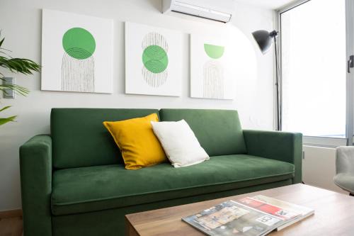 Urban Downtown Suite Xanthi Two Bedrooms Meno Homes 4
