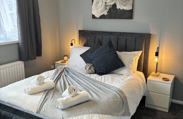 Urban Heights, Central BH1