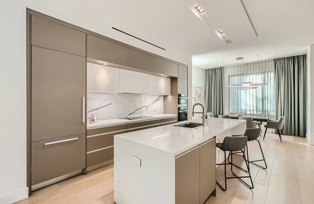 Urban Modern Abode in SouthEnd Charlotte (with EV Charger)