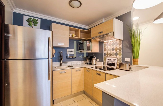 Urban Oasis in Santa Ana Centro: 2BR & Terrace near Everything