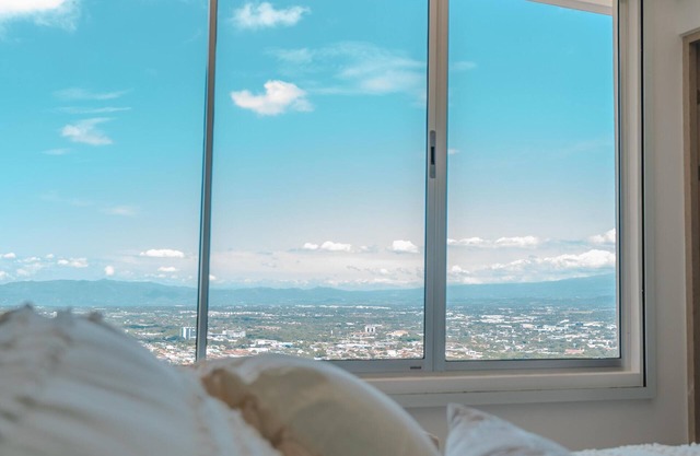 Urban Style Wi-Fi and Supreme Views