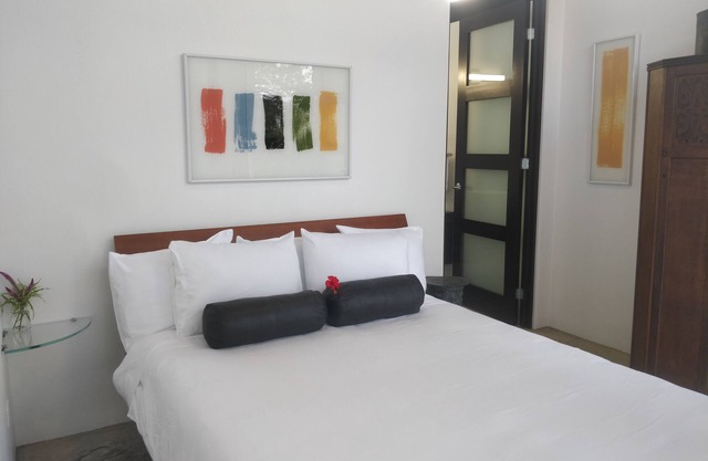 Uvita - Orchid Room. Private gated 43 acre property.