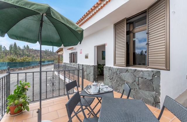 Vacation Home 'Vivienda 2' with Mountain View, Shared Pool and Shared Terrace