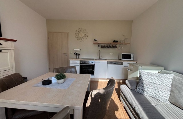 Vacation apartment/apartment for 5 guests with 55m² in Neu Hirschburg (271176)