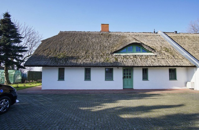 Vacation apartment close to the beach with sea view - Ferienhaus Strandlatscher FeWo 02