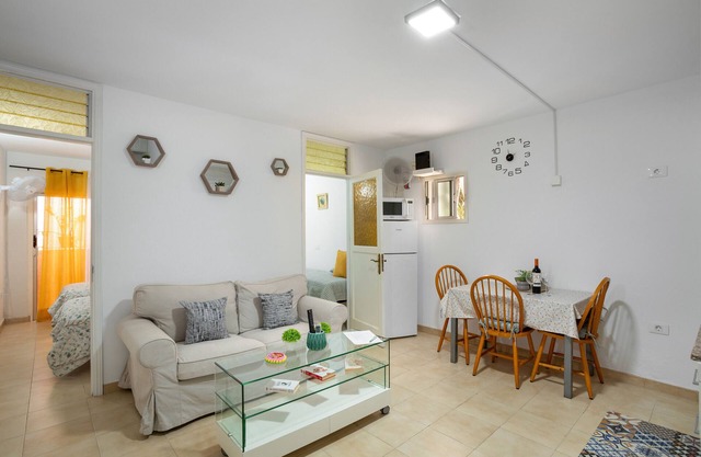 Vacation Apartment 'Danoe 2' with Wi-Fi