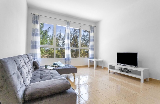 Vacation Apartment 'Somar' with Mountain View, Private Terrace and Wi-Fi