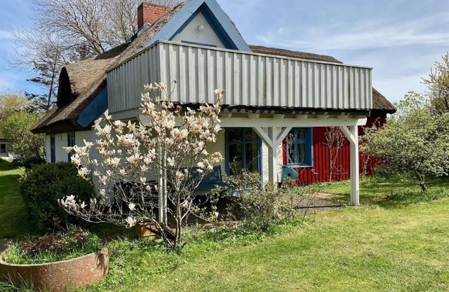 Vacation home at the salt grassland