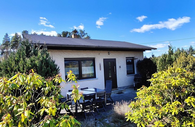 Vacation home "Im Wäldchen" near the lake for couples and families with pets