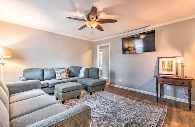Vacation Rental Home ~ 15 Mi to Little Rock