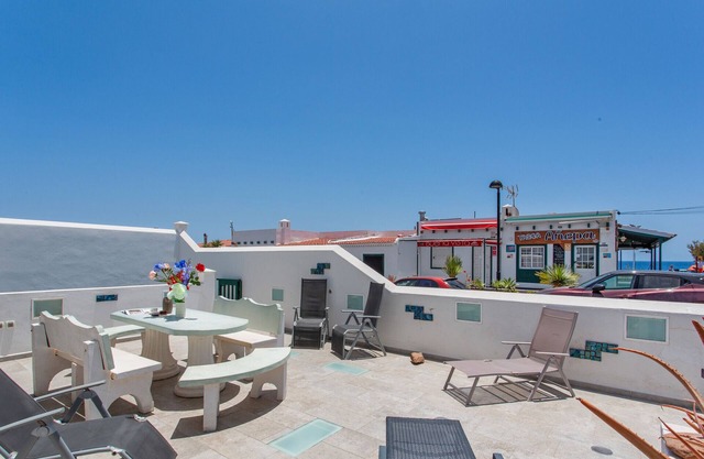 Vacation 'Virgen Del Carmen' with Sea View, Wi-Fi and Air Conditioning