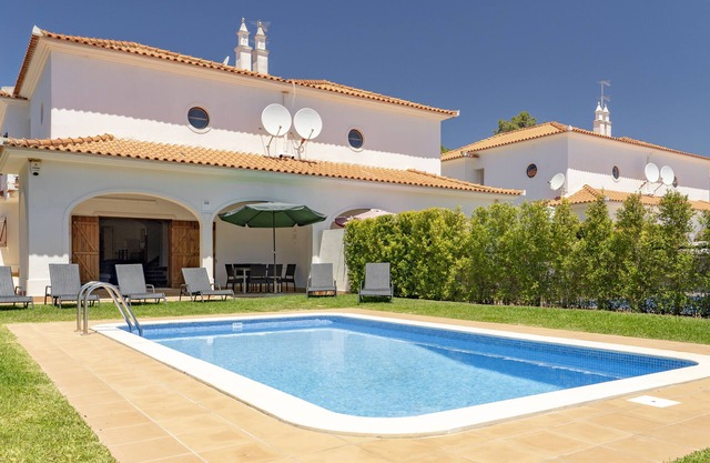 Vale do Lobo: Villa private heated Pool, WiFi, SKY TV &AC in tranquil cul-de-sac