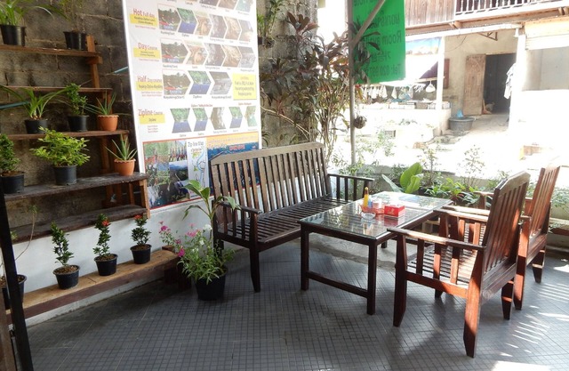 Vang Vieng Camellia Hotel